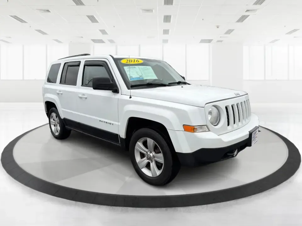 photo of 2016 Jeep Patriot Latitude