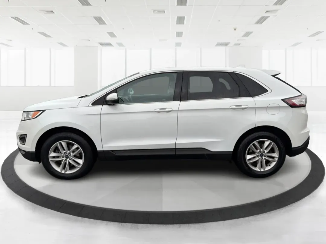 2016 Ford Edge SEL (2FMPK3J98GB) with an 2.0L L4 DOHC 16V engine, 6A transmission, located at 8750 N County Rd 25A, Piqua, OH, 45356, (937) 908-9800, 40.164391, -84.232513 - ### Experience Comfort and Versatility in the 2016 Ford Edge SEL at Advantage Car and Credit - Troy<br /> <br /> Looking for the perfect blend of style, comfort, and functionality? The 2016 Ford Edge SEL, available at Advantage Car and Credit in Troy, OH, is tailored for those who lead an active lif - Photo#5