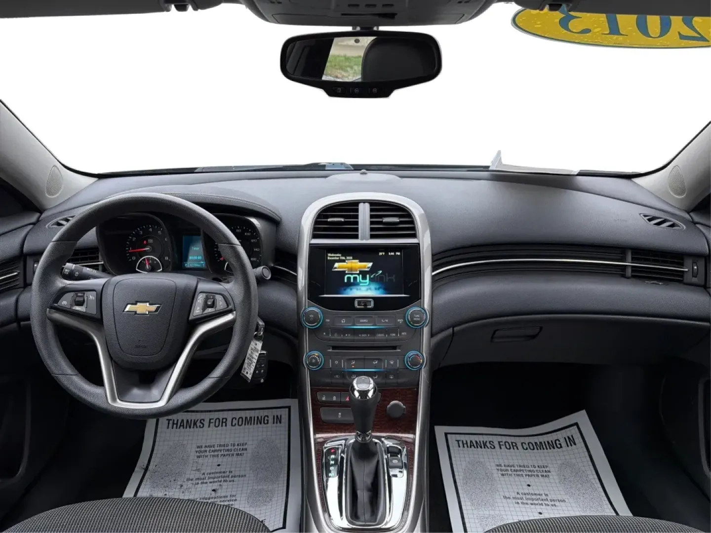 2013 Chevrolet Malibu 1LT (1G11C5SA5DF) with an ECOTEC 2.5L I-4 gasoline direct injection engine, located at 4508 South Dixie Dr, Moraine, OH, 45439, (937) 908-9800, 39.689976, -84.218452 - **Experience Comfort and Reliability with the 2013 Chevrolet Malibu 1LT at Advantage Car and Credit - Moraine**<br /> <br /> Are you searching for the perfect vehicle that combines comfort, style, and affordability? Look no further! The 2013 Chevrolet Malibu 1LT is ideal for daily commuters, growing - Photo#22