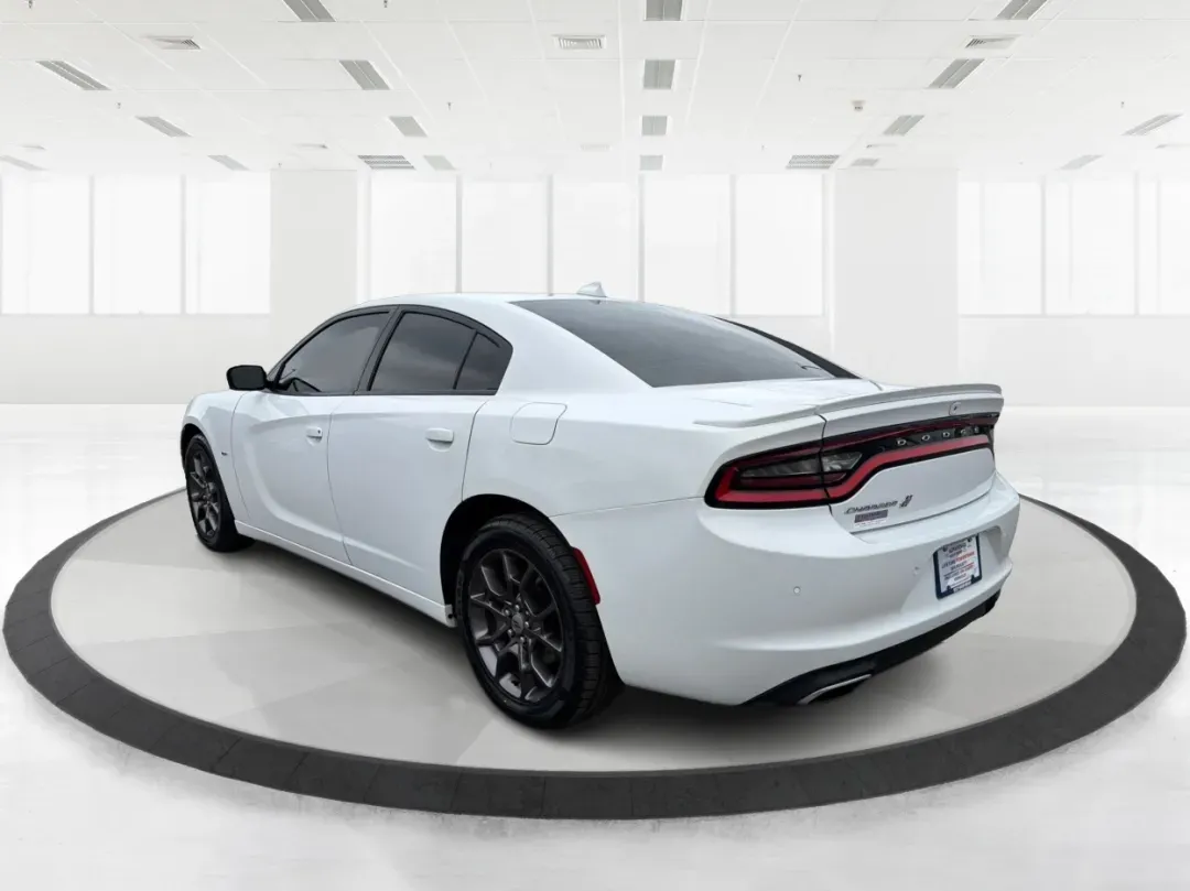 2018 Dodge Charger GT AWD (2C3CDXJG8JH) with an Pentastar 3.6L V-6 DOHC engine, located at 1184 Kauffman Ave, Fairborn, OH, 45324, (937) 908-9800, 39.807072, -84.030914 - Rev up your lifestyle with this stunning 2018 Dodge Charger GT AWD, perfect for those looking to combine exhilarating performance with everyday practicality. At Advantage Car and Credit in Fairborn, OH, we understand that reliable transportation can transform your daily routine, whether you're commu - Photo#4