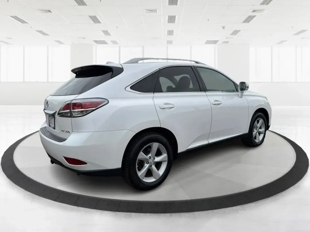 2015 Lexus RX 350 F Sport | Crafted Line (2T2BK1BA3FC) with an 3.5L V-6 DOHC engine, located at 880 E. National Road, Vandalia, OH, 45377, (937) 908-9800, 39.891918, -84.183594 - **Elevate Your Drive with the 2015 Lexus RX 350 Perfect for Family Adventures and Daily Commutes!**<br /> <br /> Are you ready to enhance your lifestyle with a vehicle that combines luxury, performance, and reliability? Look no further than the stunning 2015 Lexus RX 350 at Advantage Car and Credit - Photo#2