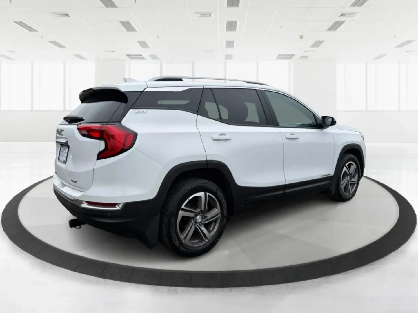 2019 GMC Terrain SLT (3GKALVEVXKL) with an Other engine, located at 8750 N County Rd 25A, Piqua, OH, 45356, (937) 908-9800, 40.164391, -84.232513 - ### Embrace Adventure with the 2019 GMC Terrain SLT Perfect for Your Active Lifestyle!<br /> <br /> Are you ready to elevate your journeys, whether it's a weekend escape to the scenic Miami and Erie Canal or a daily commute through the vibrant streets of Piqua, OH? Meet the 2019 GMC Terrain SLT, an - Photo#2