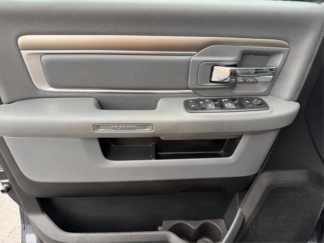 2016 Ram 1500 Big Horn (1C6RR7TTXGS) with an Other engine, located at 8750 N County Rd 25A, Piqua, OH, 45356, (937) 908-9800, 40.164391, -84.232513 - 2016 Ram 1500 Big Horn - Photo#18