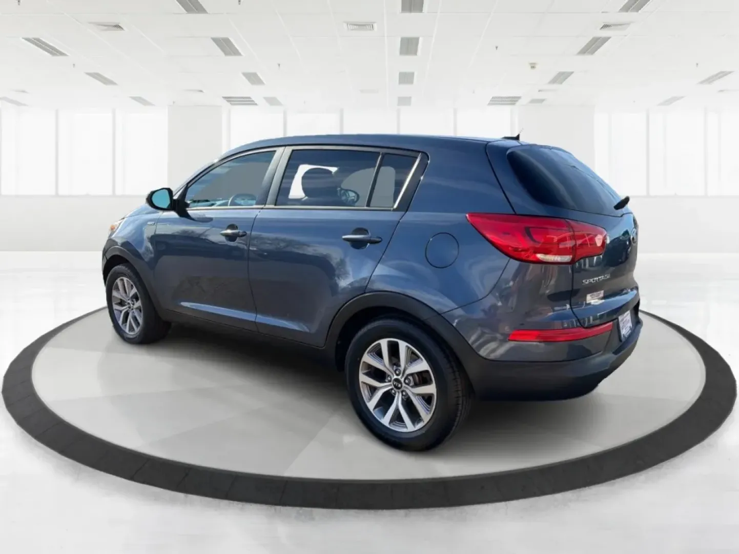 2016 Kia Sportage LX (KNDPBCAC0G7) with an Theta II 2.4L I-4 gasoline direct injection engine, located at 1099 N County Rd 25A , Troy, OH, 45373, (937) 908-9800, 40.057079, -84.212883 - **Adventure Awaits with the 2016 Kia Sportage LX! Perfect for Your Next Family Road Trip or Daily Commute!**<br /> <br /> Are you looking for a versatile vehicle that fits your active lifestyle? Look no further than this stunning 2016 Kia Sportage LX, available now at Advantage Car and Credit in Tro - Photo#4