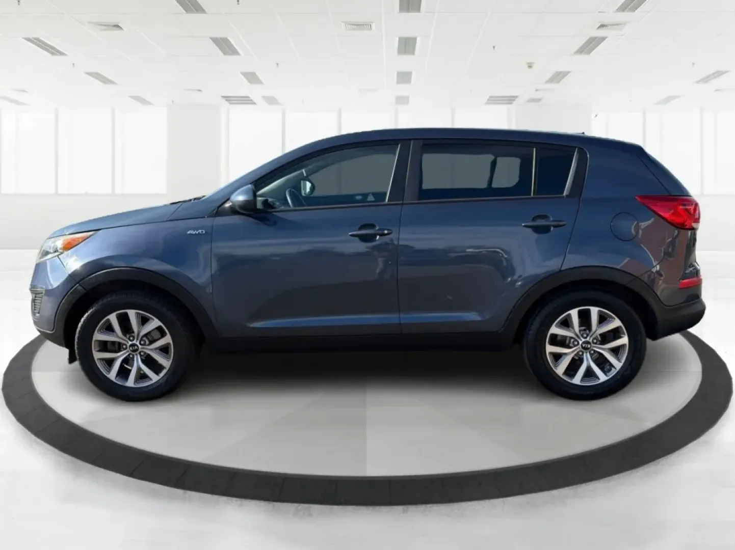 2016 Kia Sportage LX (KNDPBCAC0G7) with an Theta II 2.4L I-4 gasoline direct injection engine, located at 1099 N County Rd 25A , Troy, OH, 45373, (937) 908-9800, 40.057079, -84.212883 - **Adventure Awaits with the 2016 Kia Sportage LX! Perfect for Your Next Family Road Trip or Daily Commute!**<br /> <br /> Are you looking for a versatile vehicle that fits your active lifestyle? Look no further than this stunning 2016 Kia Sportage LX, available now at Advantage Car and Credit in Tro - Photo#5