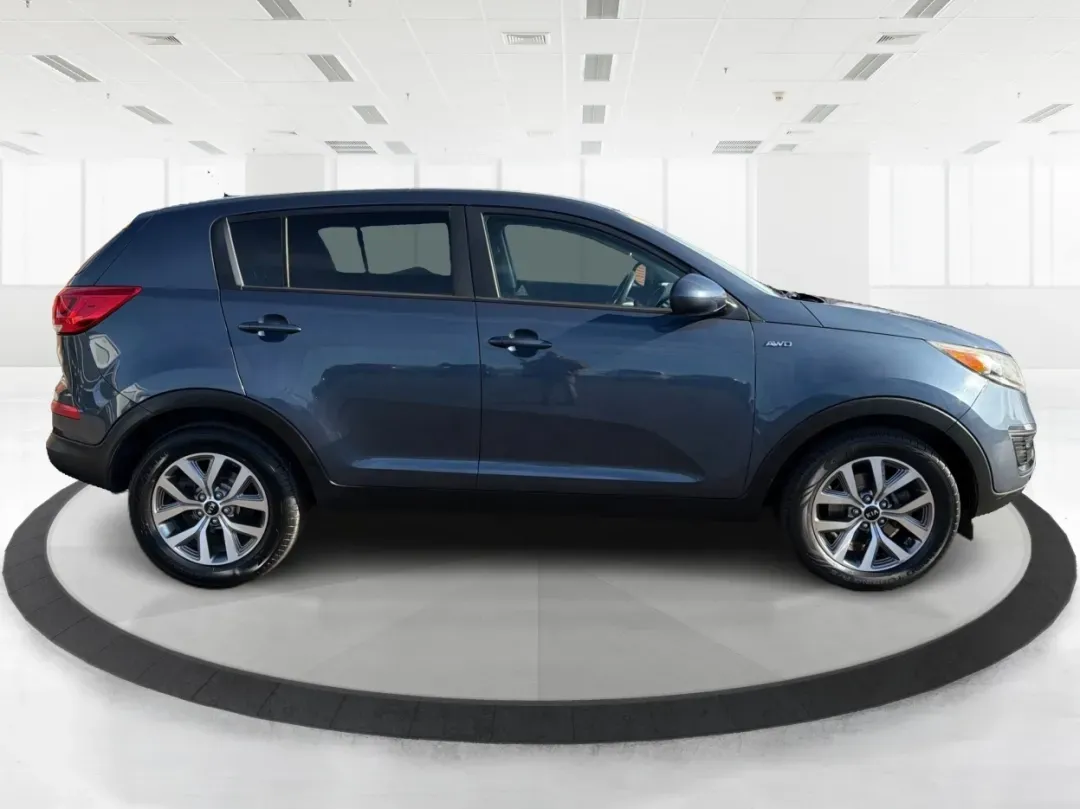 2016 Kia Sportage LX (KNDPBCAC0G7) with an Theta II 2.4L I-4 gasoline direct injection engine, located at 8750 N County Rd 25A, Piqua, OH, 45356, (937) 908-9800, 40.164391, -84.232513 - **Adventure Awaits with the 2016 Kia Sportage LX! Perfect for Your Next Family Road Trip or Daily Commute!**<br /> <br /> Are you looking for a versatile vehicle that fits your active lifestyle? Look no further than this stunning 2016 Kia Sportage LX, available now at Advantage Car and Credit in Tro - Photo#1