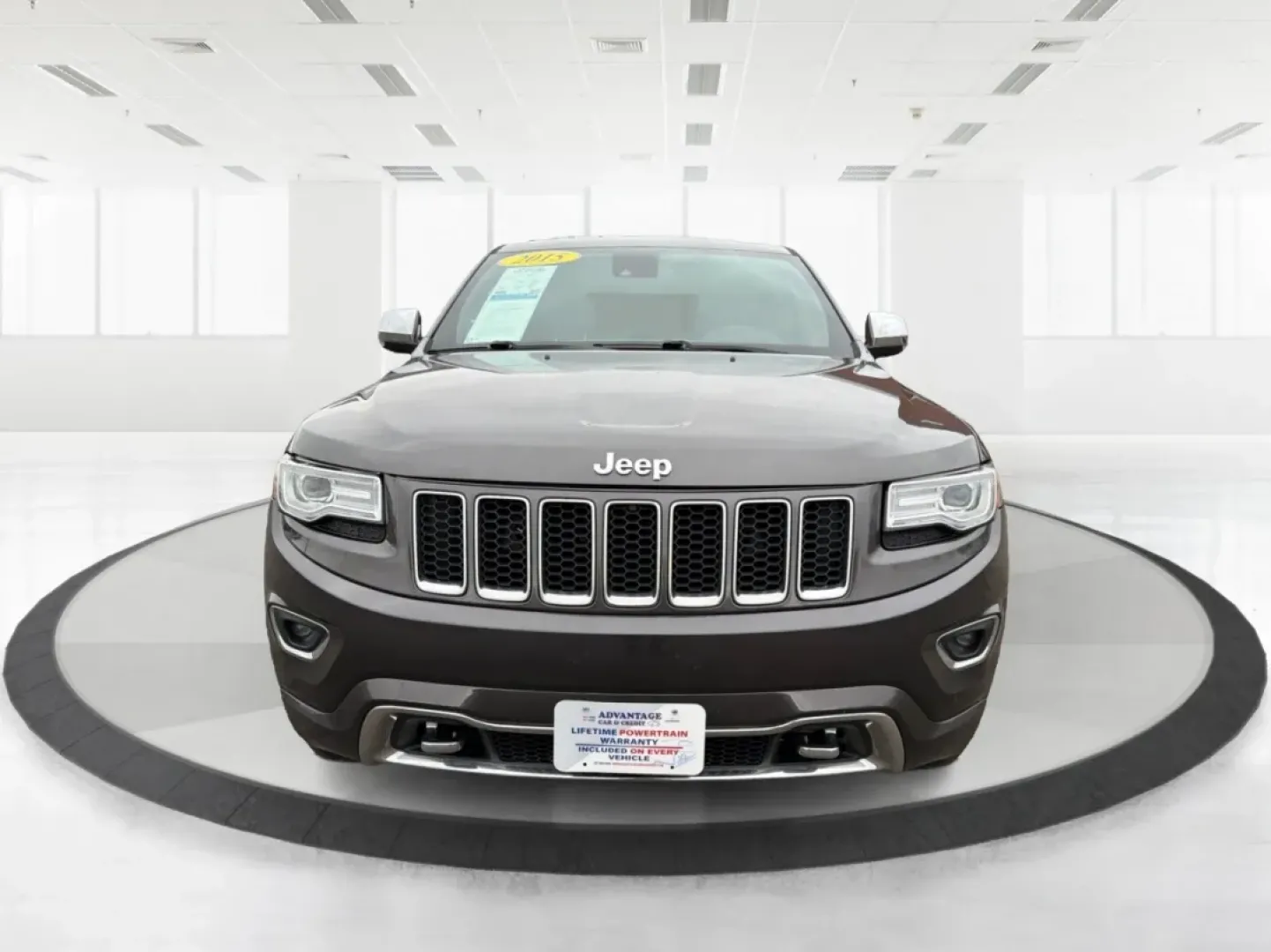 2015 Jeep Grand Cherokee Overland (1C4RJFCT6FC) with an Other engine, located at 1099 N County Rd 25A , Troy, OH, 45373, (937) 908-9800, 40.057079, -84.212883 - **Adventure Awaits: 2015 Jeep Grand Cherokee Overland - Your Perfect Family SUV!**<br /> <br /> If you're looking for a vehicle that perfectly balances comfort, style, and rugged capability, look no further than this stunning 2015 Jeep Grand Cherokee Overland. This SUV is not just a mode of transpor - Photo#7