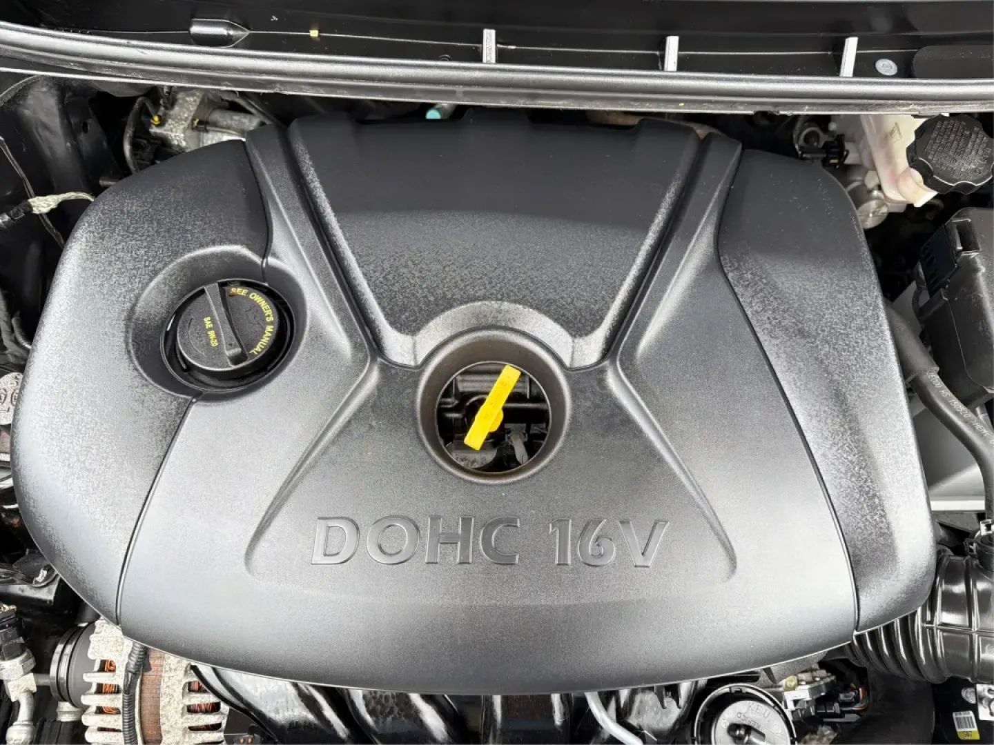 2016 Hyundai Elantra Value Edition (KMHDH4AE8GU) with an Nu 1.8L I-4 DOHC engine, located at 1230 East Main St, Xenia, OH, 45385, (937) 908-9800, 39.688026, -83.910172 - **Discover Your Next Adventure with the 2016 Hyundai Elantra at Advantage Car and Credit in Xenia, OH!**<br /> <br /> Are you in search of a reliable vehicle that seamlessly fits your daily lifestyle? Look no further than the 2016 Hyundai Elantra Value Edition, available at Advantage Car and Credit - Photo#11