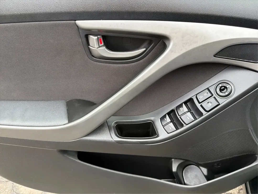 2016 Hyundai Elantra Value Edition (KMHDH4AE8GU) with an Nu 1.8L I-4 DOHC engine, located at 8750 N County Rd 25A, Piqua, OH, 45356, (937) 908-9800, 40.164391, -84.232513 - **Discover Your Next Adventure with the 2016 Hyundai Elantra at Advantage Car and Credit in Xenia, OH!**<br /> <br /> Are you in search of a reliable vehicle that seamlessly fits your daily lifestyle? Look no further than the 2016 Hyundai Elantra Value Edition, available at Advantage Car and Credit - Photo#17