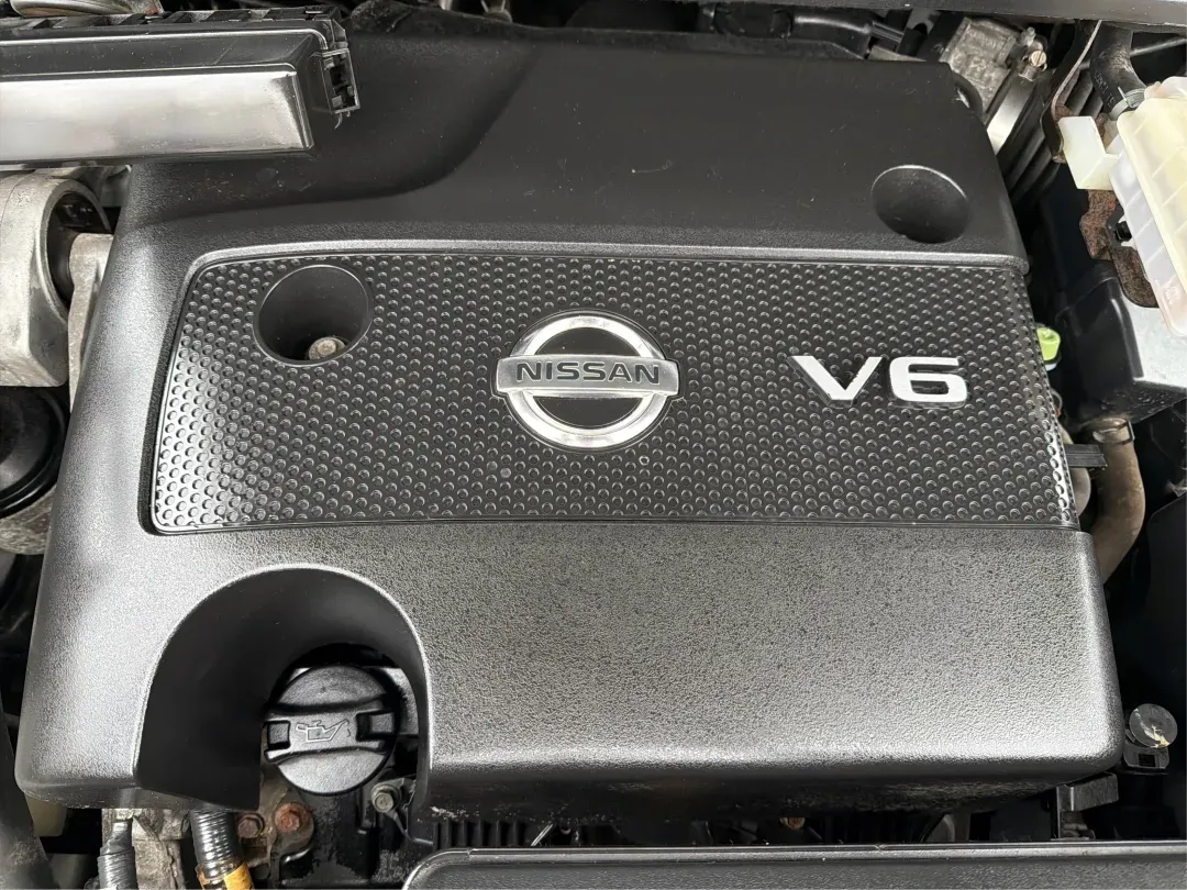 2013 Nissan Pathfinder SL (5N1AR2MM7DC) with an 3.5L V-6 DOHC engine, located at 1184 Kauffman Ave, Fairborn, OH, 45324, (937) 908-9800, 39.807072, -84.030914 - **Discover Your Next Adventure with the 2013 Nissan Pathfinder at Advantage Car and Credit in Fairborn, OH!**<br /> <br /> Are you ready to elevate your family outings or weekend adventures? Look no further than the 2013 Nissan Pathfinder SL, a spacious and dependable SUV perfect for growing familie - Photo#11