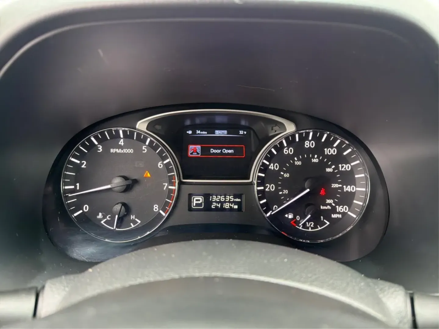 2013 Nissan Pathfinder SL (5N1AR2MM7DC) with an 3.5L V-6 DOHC engine, located at 1184 Kauffman Ave, Fairborn, OH, 45324, (937) 908-9800, 39.807072, -84.030914 - **Discover Your Next Adventure with the 2013 Nissan Pathfinder at Advantage Car and Credit in Fairborn, OH!**<br /> <br /> Are you ready to elevate your family outings or weekend adventures? Look no further than the 2013 Nissan Pathfinder SL, a spacious and dependable SUV perfect for growing familie - Photo#15