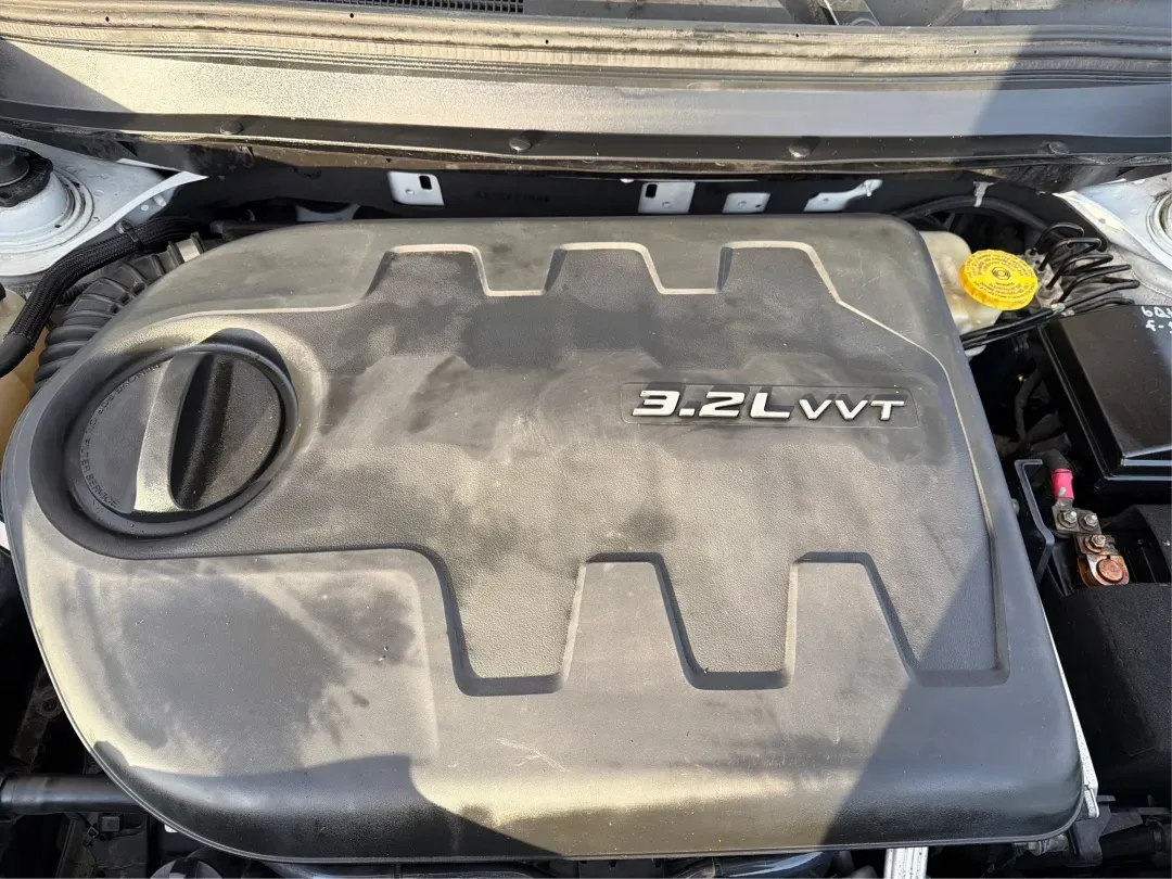 2014 Jeep Cherokee Limited (1C4PJMDS7EW) with an Other engine, located at 8750 N County Rd 25A, Piqua, OH, 45356, (937) 908-9800, 40.164391, -84.232513 - **Adventure Awaits in the 2014 Jeep Cherokee Limited Perfect for Families or Weekend Getaways!**<br /> <br /> Are you looking for a vehicle that's as versatile as your lifestyle? The 2014 Jeep Cherokee Limited, available at Advantage Car and Credit - Piqua, is your ticket to freedom on the open roa - Photo#11