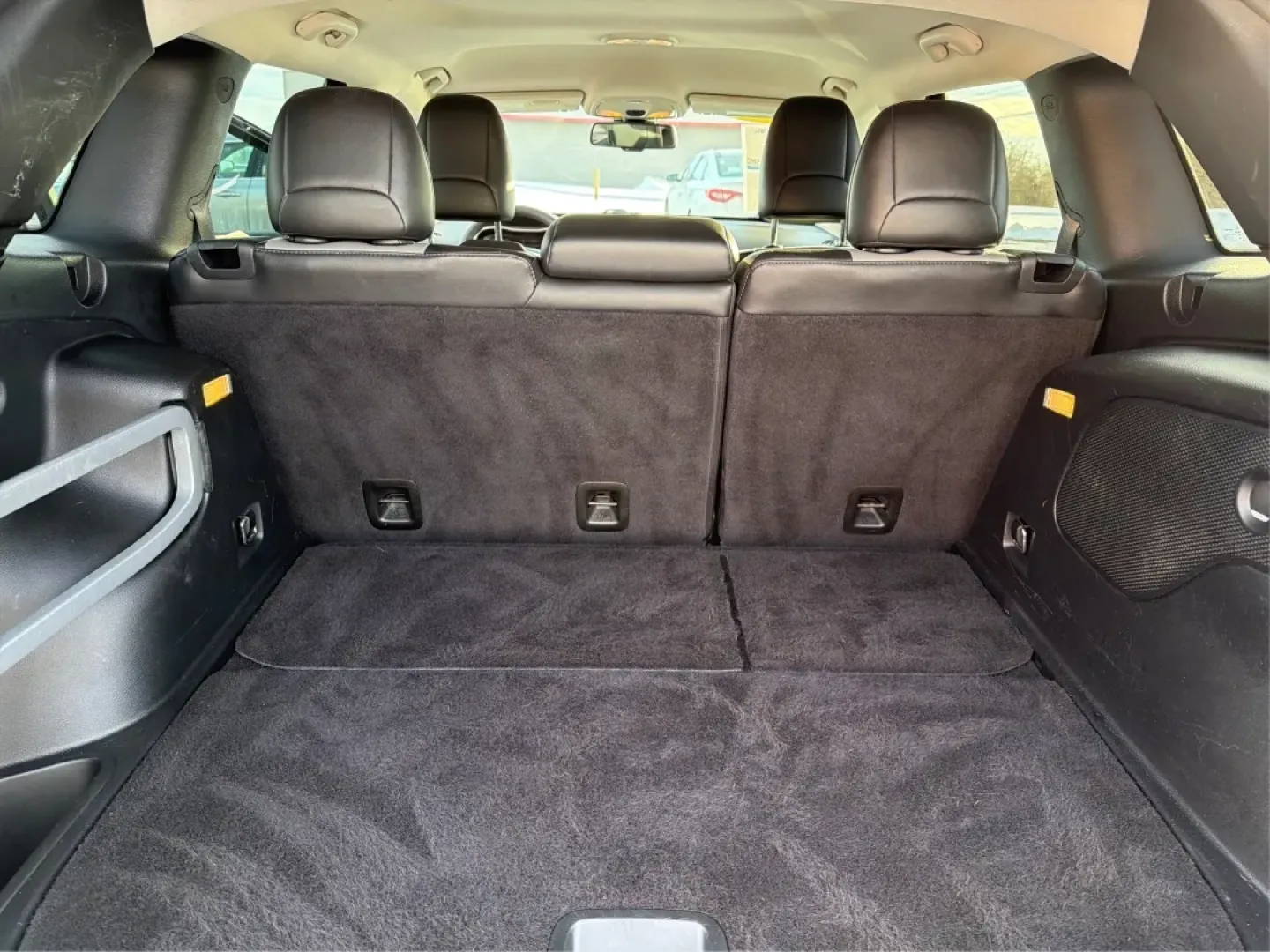 2014 Jeep Cherokee Limited (1C4PJMDS7EW) with an Other engine, located at 8750 N County Rd 25A, Piqua, OH, 45356, (937) 908-9800, 40.164391, -84.232513 - **Adventure Awaits in the 2014 Jeep Cherokee Limited Perfect for Families or Weekend Getaways!**<br /> <br /> Are you looking for a vehicle that's as versatile as your lifestyle? The 2014 Jeep Cherokee Limited, available at Advantage Car and Credit - Piqua, is your ticket to freedom on the open roa - Photo#12