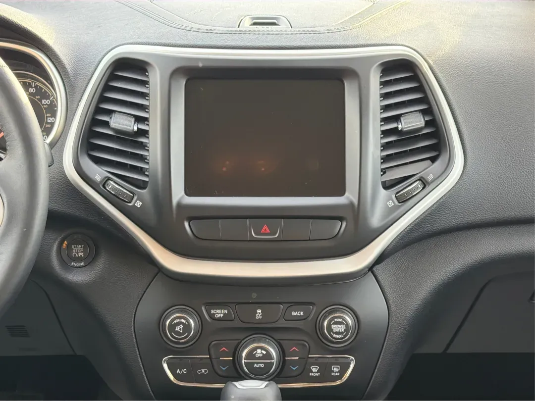 2014 Jeep Cherokee Limited (1C4PJMDS7EW) with an Other engine, located at 8750 N County Rd 25A, Piqua, OH, 45356, (937) 908-9800, 40.164391, -84.232513 - **Adventure Awaits in the 2014 Jeep Cherokee Limited Perfect for Families or Weekend Getaways!**<br /> <br /> Are you looking for a vehicle that's as versatile as your lifestyle? The 2014 Jeep Cherokee Limited, available at Advantage Car and Credit - Piqua, is your ticket to freedom on the open roa - Photo#13