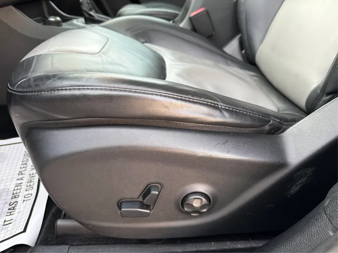 2014 Jeep Cherokee Limited (1C4PJMDS7EW) with an Other engine, located at 8750 N County Rd 25A, Piqua, OH, 45356, (937) 908-9800, 40.164391, -84.232513 - **Adventure Awaits in the 2014 Jeep Cherokee Limited Perfect for Families or Weekend Getaways!**<br /> <br /> Are you looking for a vehicle that's as versatile as your lifestyle? The 2014 Jeep Cherokee Limited, available at Advantage Car and Credit - Piqua, is your ticket to freedom on the open roa - Photo#18