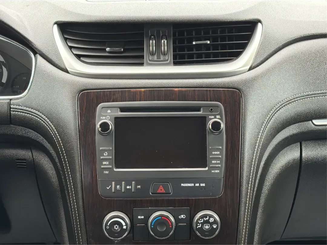 2017 Chevrolet Traverse 1LT (1GNKVGKD1HJ) with an 3.6L V-6 gasoline direct injection engine, located at 880 E. National Road, Vandalia, OH, 45377, (937) 908-9800, 39.891918, -84.183594 - **Adventure Awaits with the 2017 Chevrolet Traverse at Advantage Car and Credit!**<br /> <br /> Are you ready to elevate your family road trips or weekend adventures? Look no further than our stunning 2017 Chevrolet Traverse, available now at Advantage Car and Credit in Vandalia, OH. This spacious S - Photo#13