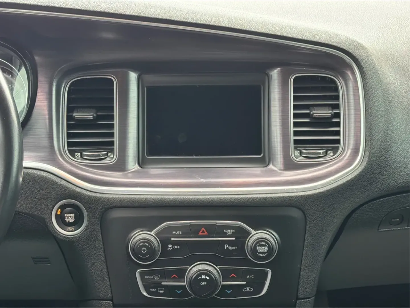 2018 Dodge Charger SXT RWD (2C3CDXBGXJH) with an Pentastar 3.6L V-6 DOHC engine, located at 880 E. National Road, Vandalia, OH, 45377, (937) 908-9800, 39.891918, -84.183594 - **Unleash Your Drive with the 2018 Dodge Charger SXT Perfect for Every Adventure!**<br /> <br /> Are you ready to turn heads and enjoy every mile? The 2018 Dodge Charger SXT is the perfect companion for those who refuse to compromise on style and performance. Whether you're commuting through Vandal - Photo#13