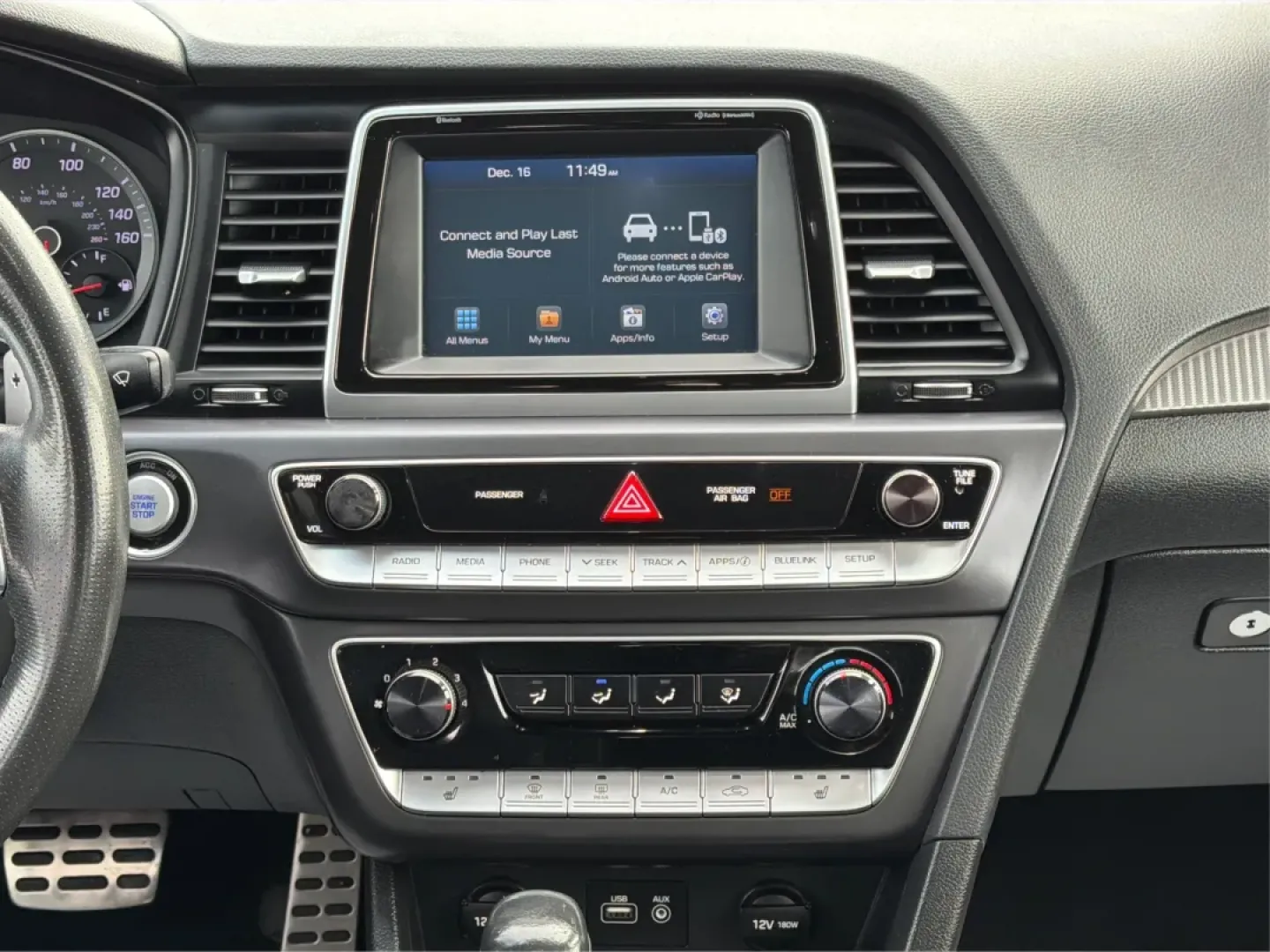 2018 Hyundai Sonata Sport (5NPE34AF6JH) with an 2.4L I-4 gasoline direct injection engine, located at 880 E. National Road, Vandalia, OH, 45377, (937) 908-9800, 39.891918, -84.183594 - **Discover the 2018 Hyundai Sonata Sport: Elevate Your Daily Commute in Style!**<br /> <br /> Are you seeking a vehicle that perfectly balances style, comfort, and reliability for your daily commute or family outings? Look no further than this stunning 2018 Hyundai Sonata Sport, available now at Adv - Photo#12