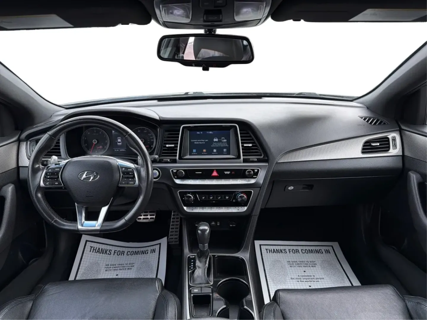 2018 Hyundai Sonata Sport (5NPE34AF6JH) with an 2.4L I-4 gasoline direct injection engine, located at 880 E. National Road, Vandalia, OH, 45377, (937) 908-9800, 39.891918, -84.183594 - **Discover the 2018 Hyundai Sonata Sport: Elevate Your Daily Commute in Style!**<br /> <br /> Are you seeking a vehicle that perfectly balances style, comfort, and reliability for your daily commute or family outings? Look no further than this stunning 2018 Hyundai Sonata Sport, available now at Adv - Photo#19