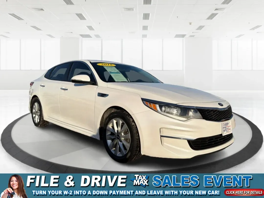 2018 Kia Optima LX (5XXGT4L39JG) with an Theta II 2.4L I-4 gasoline direct injection engine, located at 1099 N County Rd 25A , Troy, OH, 45373, (937) 908-9800, 40.057079, -84.212883 - Discover the perfect blend of style, comfort, and reliability with the 2018 Kia Optima LX, now available at Advantage Car and Credit in New Carlisle, OH. This sedan is designed for those who appreciate a smooth driving experience and high-end features, making it an ideal choice for budget-conscious - Photo#0