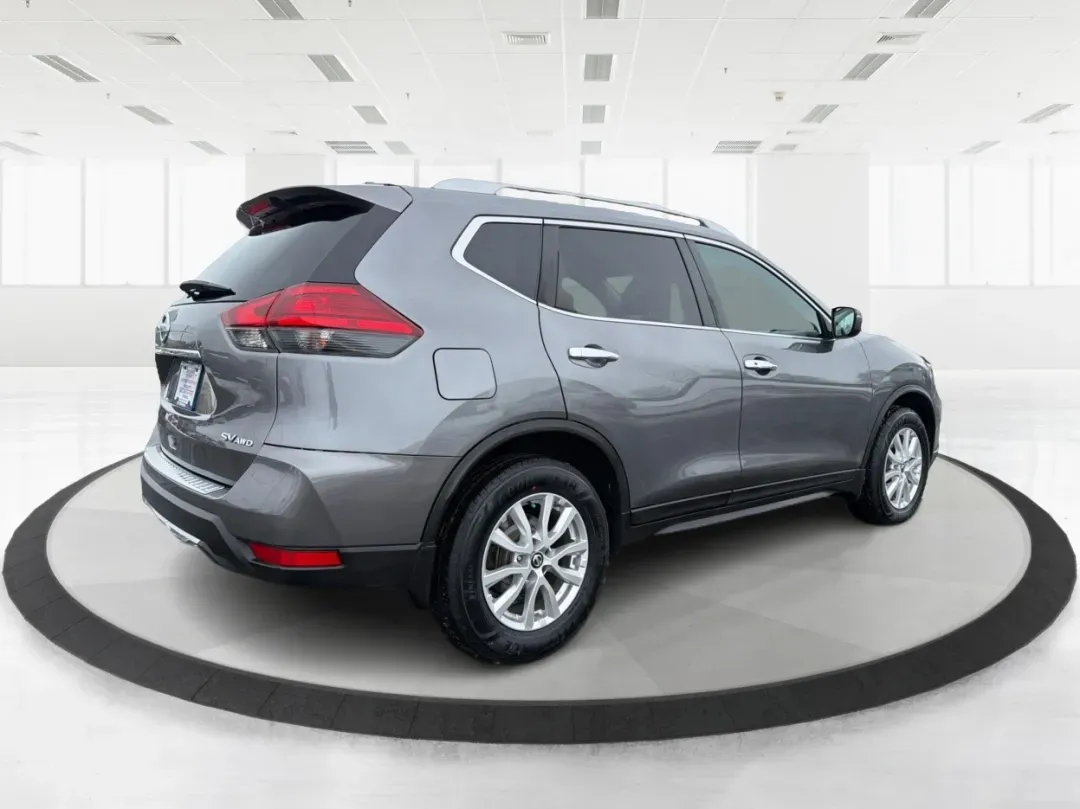 2017 Nissan Rogue SV (5N1AT2MV8HC) with an 2.5L I-4 DOHC engine, located at 1099 N County Rd 25A , Troy, OH, 45373, (937) 908-9800, 40.057079, -84.212883 - **Adventure Awaits with the 2017 Nissan Rogue SV Perfect for Growing Families!**<br /> <br /> Are you in search of a reliable SUV that fits your active lifestyle? Look no further than this 2017 Nissan Rogue SV, available now at Advantage Car and Credit - Troy! This spacious sport utility vehicle is - Photo#2