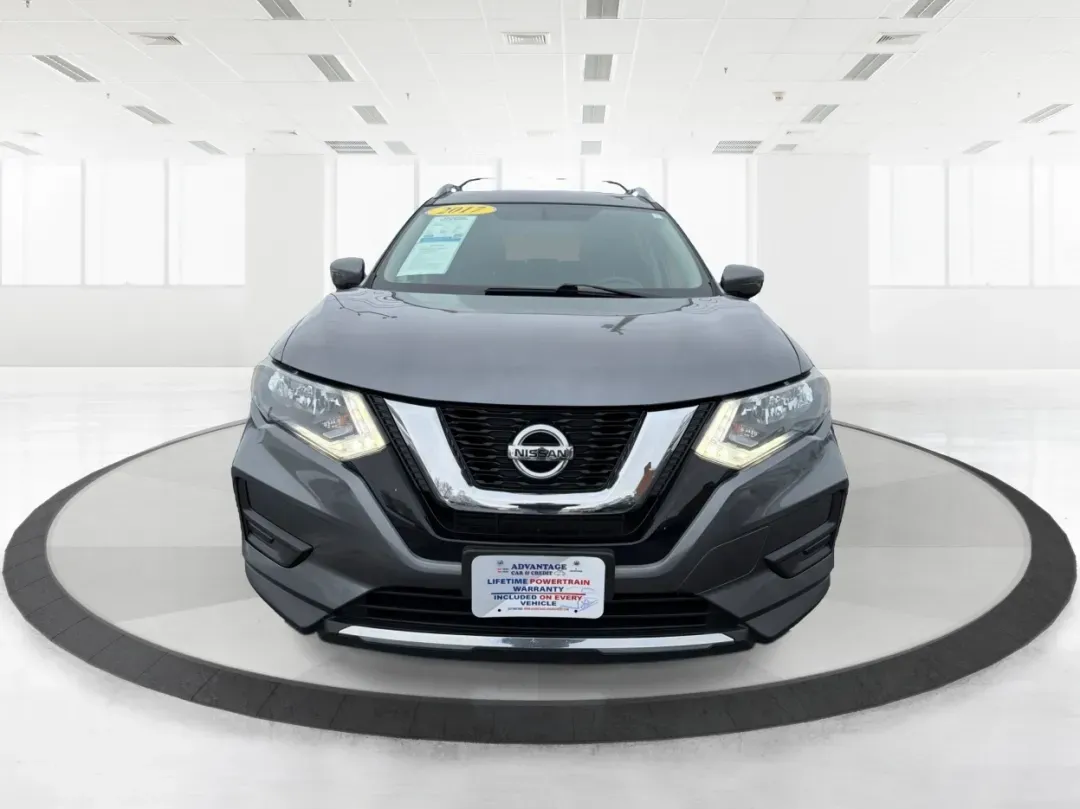 2017 Nissan Rogue SV (5N1AT2MV8HC) with an 2.5L I-4 DOHC engine, located at 1099 N County Rd 25A , Troy, OH, 45373, (937) 908-9800, 40.057079, -84.212883 - **Adventure Awaits with the 2017 Nissan Rogue SV Perfect for Growing Families!**<br /> <br /> Are you in search of a reliable SUV that fits your active lifestyle? Look no further than this 2017 Nissan Rogue SV, available now at Advantage Car and Credit - Troy! This spacious sport utility vehicle is - Photo#7