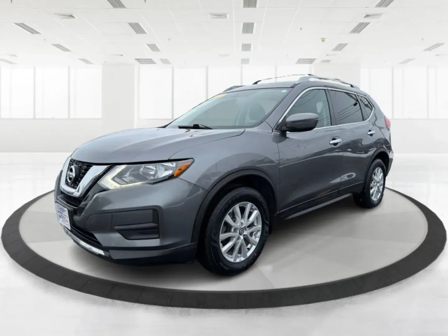 2017 Nissan Rogue SV (5N1AT2MV8HC) with an 2.5L I-4 DOHC engine, CVT transmission, located at 401 Woodman Dr, Riverside, OH, 45431, (937) 908-9800, 39.760899, -84.123421 - **Adventure Awaits with the 2017 Nissan Rogue SV Perfect for Growing Families!**<br /> <br /> Are you in search of a reliable SUV that fits your active lifestyle? Look no further than this 2017 Nissan Rogue SV, available now at Advantage Car and Credit - Troy! This spacious sport utility vehicle is - Photo#8