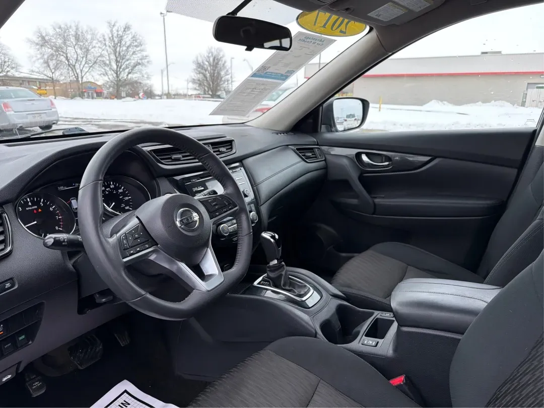 2017 Nissan Rogue SV (5N1AT2MV8HC) with an 2.5L I-4 DOHC engine, located at 1099 N County Rd 25A , Troy, OH, 45373, (937) 908-9800, 40.057079, -84.212883 - **Adventure Awaits with the 2017 Nissan Rogue SV Perfect for Growing Families!**<br /> <br /> Are you in search of a reliable SUV that fits your active lifestyle? Look no further than this 2017 Nissan Rogue SV, available now at Advantage Car and Credit - Troy! This spacious sport utility vehicle is - Photo#9