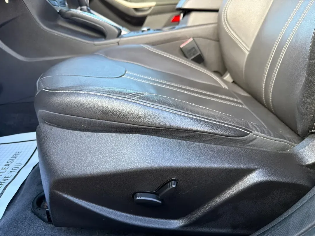 2012 Ford Focus SEL (1FAHP3H28CL) with an 2L I-4 gasoline direct injection engine, located at 8750 N County Rd 25A, Piqua, OH, 45356, (937) 908-9800, 40.164391, -84.232513 - ### Experience Comfort and Convenience with the 2012 Ford Focus SEL at Advantage Car and Credit - Piqua<br /> <br /> Are you searching for a reliable vehicle that perfectly complements your busy lifestyle? Whether you're commuting to work, running errands around Piqua, or planning a family road trip - Photo#18