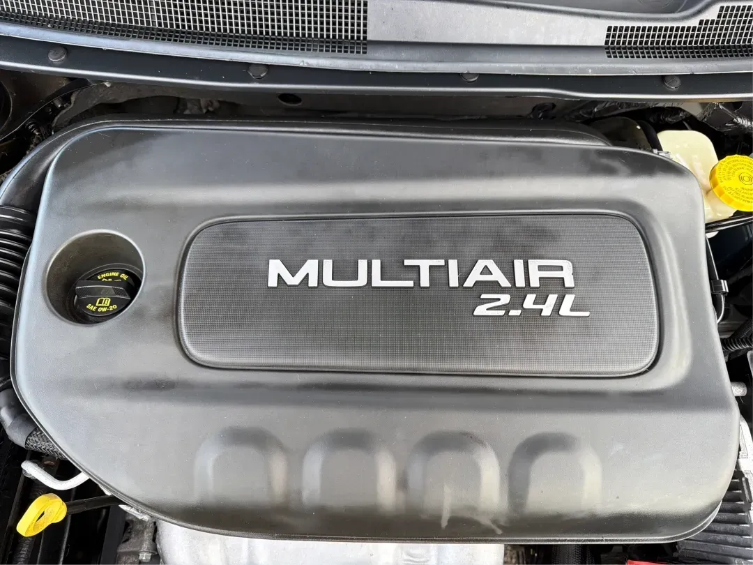 2015 Chrysler 200 Limited (1C3CCCAB3FN) with an 2.4L L4 DOHC 16V engine, 9-Speed Automatic transmission, located at 1951 S Dayton Lakeview Rd., New Carlisle, OH, 45344, (937) 908-9800, 39.890999, -84.050255 - **Elevate Your Everyday Commute with the 2015 Chrysler 200 Limited**<br /> <br /> Are you searching for a stylish and reliable sedan that can effortlessly handle your daily commutes and weekend adventures? Look no further than this stunning 2015 Chrysler 200 Limited, available now at Advantage Car a - Photo#11