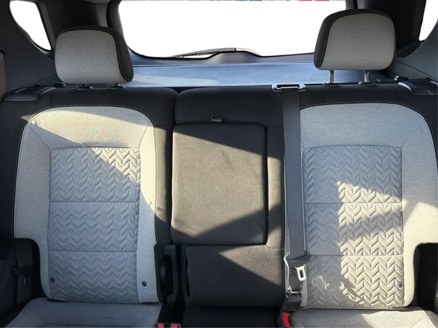 2022 Chevrolet Equinox AWD 1FL (2GNAX5EV4N6) with an 1.5L I-4 gasoline direct injection engine, 6A transmission, located at 8750 N County Rd 25A, Piqua, OH, 45356, (937) 908-9800, 40.164391, -84.232513 - **Discover Your Next Adventure with the 2022 Chevrolet Equinox at Advantage Car and Credit - New Carlisle!**<br /> <br /> If you're in the market for a versatile SUV that effortlessly blends family-friendly features with modern technology, look no further than this stunning 2022 Chevrolet Equinox. P - Photo#14