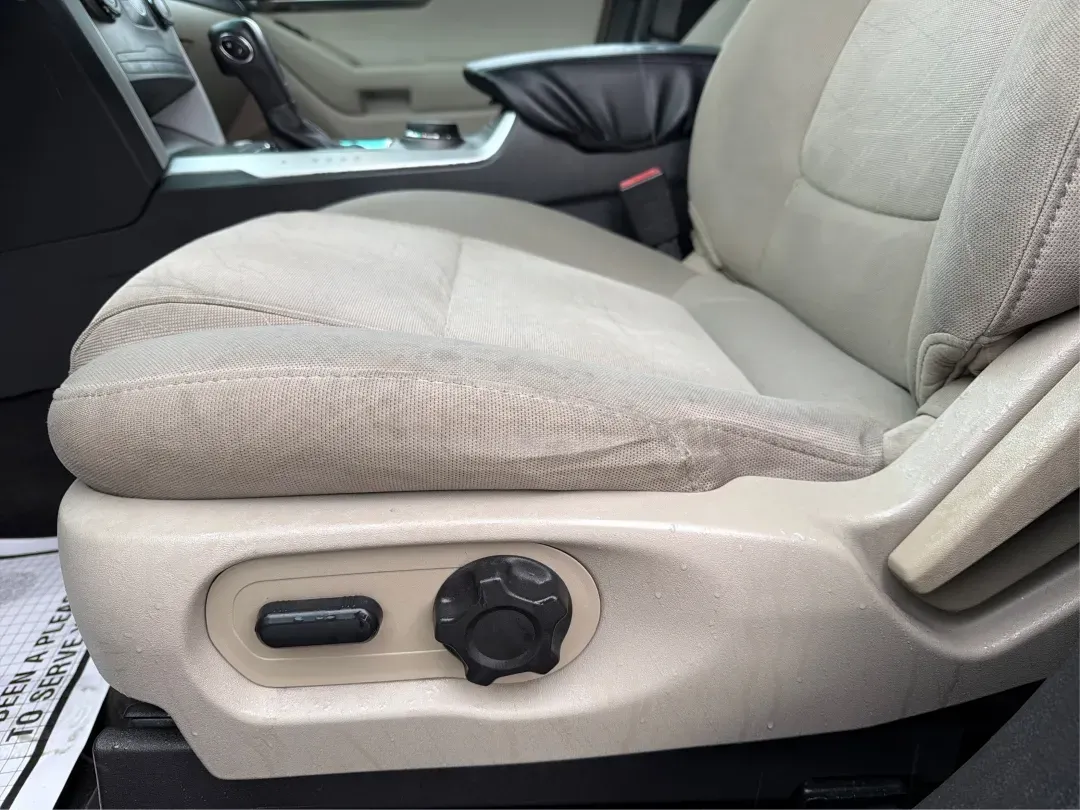 2015 Ford Explorer Base (1FM5K8B82FG) with an Other engine, located at 8750 N County Rd 25A, Piqua, OH, 45356, (937) 908-9800, 40.164391, -84.232513 - **Adventure Awaits: Explore New Horizons with the 2015 Ford Explorer from Advantage Car and Credit - Piqua!**<br /> <br /> Are you ready to elevate your driving experience and embrace life's adventures? Whether you're planning family outings, commuting to work, or embarking on weekend getaways, the - Photo#18