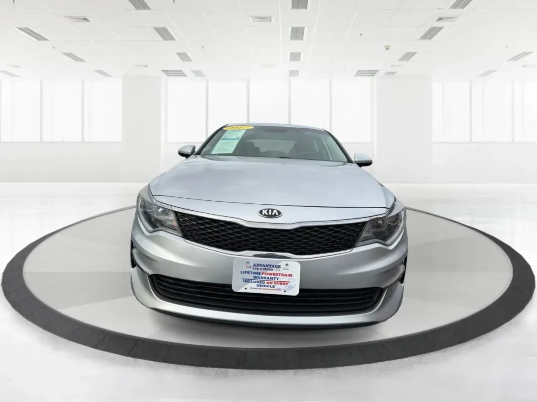 2017 Kia Optima LX (5XXGT4L31HG) with an Theta II 2.4L I-4 gasoline direct injection engine, located at 8750 N County Rd 25A, Piqua, OH, 45356, (937) 908-9800, 40.164391, -84.232513 - Are you ready to elevate your daily drive while embracing a lifestyle of convenience and reliability? Look no further than this stunning 2017 Kia Optima LX, available now at Advantage Car and Credit in Piqua, OH! This sedan is perfect for budget-conscious buyers seeking an efficient and stylish vehi - Photo#7