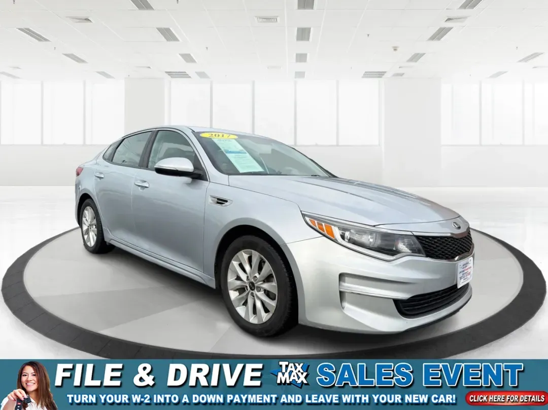 2017 Kia Optima LX (5XXGT4L31HG) with an Theta II 2.4L I-4 gasoline direct injection engine, located at 8750 N County Rd 25A, Piqua, OH, 45356, (937) 908-9800, 40.164391, -84.232513 - Are you ready to elevate your daily drive while embracing a lifestyle of convenience and reliability? Look no further than this stunning 2017 Kia Optima LX, available now at Advantage Car and Credit in Piqua, OH! This sedan is perfect for budget-conscious buyers seeking an efficient and stylish vehi - Photo#0