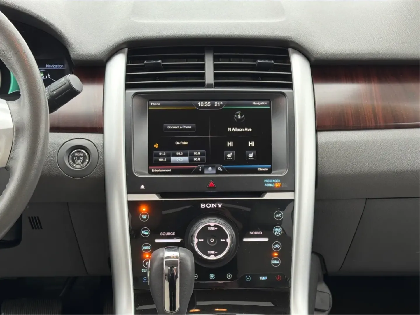 2014 Ford Edge Limited (2FMDK4KC2EB) with an 3.5L V-6 DOHC engine, located at 8750 N County Rd 25A, Piqua, OH, 45356, (937) 908-9800, 40.164391, -84.232513 - **Discover the Perfect Family SUV for Your Next Adventure: 2014 Ford Edge Limited at Advantage Car and Credit - Piqua!**<br /> <br /> Are you searching for a versatile and stylish vehicle that can accommodate your growing family's needs while also providing the comfort and style you crave? Look no f - Photo#13