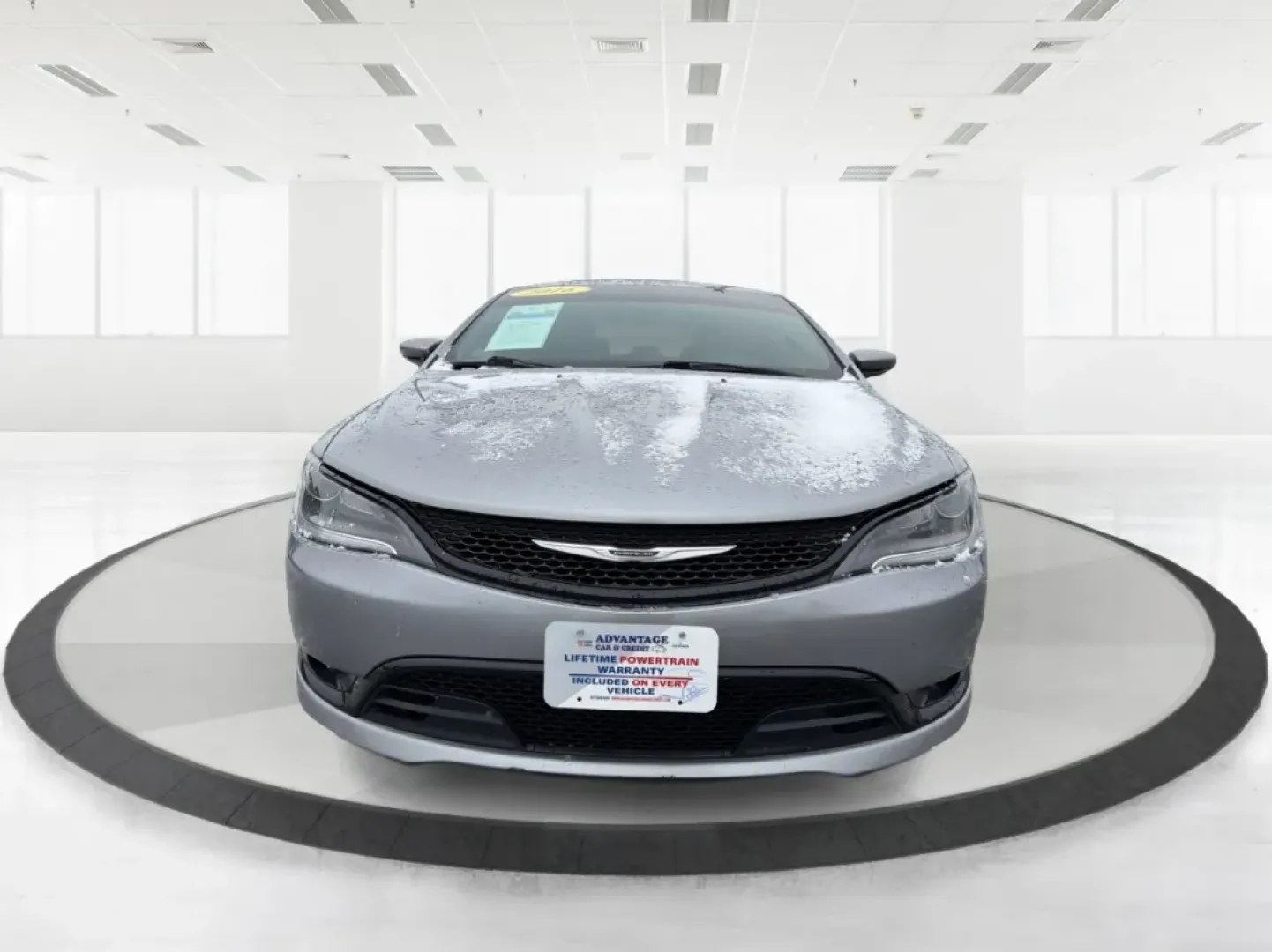 2016 Chrysler 200 S (1C3CCCBB3GN) with an Other engine, located at 1951 S Dayton Lakeview Rd., New Carlisle, OH, 45344, (937) 908-9800, 39.890999, -84.050255 - **Elevate Your Commute with the 2016 Chrysler 200 S at Advantage Car and Credit - Vandalia!**<br /> <br /> Are you looking for the perfect blend of style, comfort, and performance for your daily commute or family outings? The 2016 Chrysler 200 S is your ideal companion, offering a sophisticated seda - Photo#7