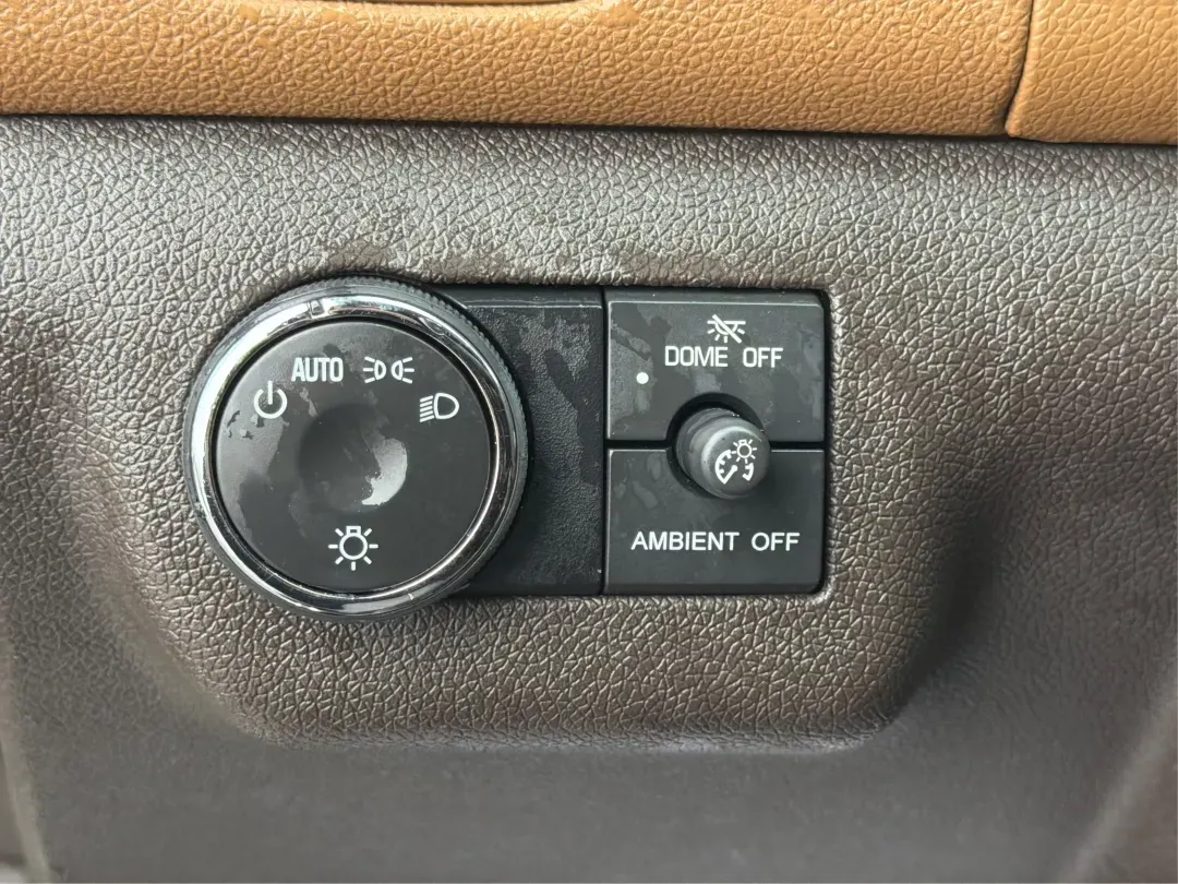 2014 Buick Enclave Leather (5GAKVBKD7EJ) with an 3.6L V-6 gasoline direct injection engine, located at 1184 Kauffman Ave, Fairborn, OH, 45324, (937) 908-9800, 39.807072, -84.030914 - **Experience the Ultimate Family Adventure with the 2014 Buick Enclave at Advantage Car and Credit!** <br /> <br /> Are you a growing family seeking the perfect vehicle to accommodate your busy lifestyle? Look no further than this stunning 2014 Buick Enclave, now available at Advantage Car and Credi - Photo#16