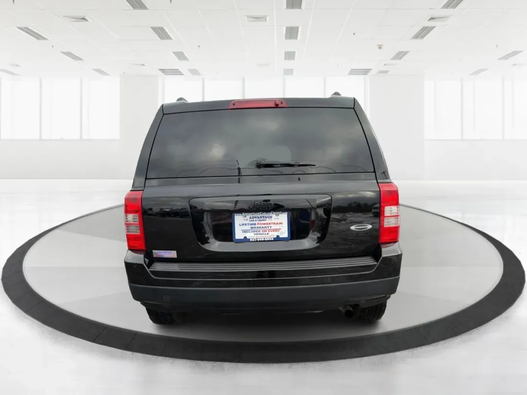 2015 Jeep Patriot Altitude Edition (1C4NJPBA7FD) with an 2L I-4 DOHC engine, located at 1184 Kauffman Ave, Fairborn, OH, 45324, (937) 908-9800, 39.807072, -84.030914 - **Adventure Awaits with the 2015 Jeep Patriot Altitude Edition!**<br /> <br /> Are you ready to elevate your weekend adventures or make daily commutes a breeze? At Advantage Car and Credit in Fairborn, OH, we have just the vehicle for you-the 2015 Jeep Patriot Altitude Edition! This rugged yet comfo - Photo#3