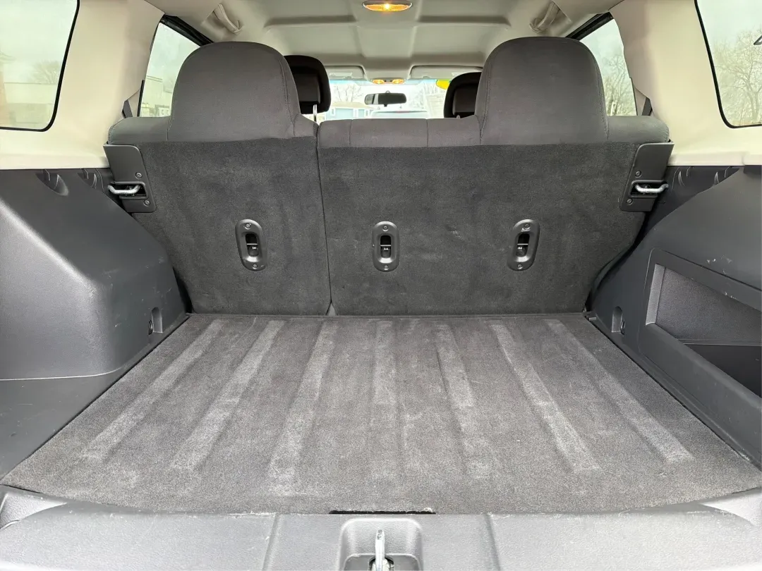 2015 Jeep Patriot Altitude Edition (1C4NJPBA7FD) with an 2L I-4 DOHC engine, located at 1184 Kauffman Ave, Fairborn, OH, 45324, (937) 908-9800, 39.807072, -84.030914 - **Adventure Awaits with the 2015 Jeep Patriot Altitude Edition!**<br /> <br /> Are you ready to elevate your weekend adventures or make daily commutes a breeze? At Advantage Car and Credit in Fairborn, OH, we have just the vehicle for you-the 2015 Jeep Patriot Altitude Edition! This rugged yet comfo - Photo#12