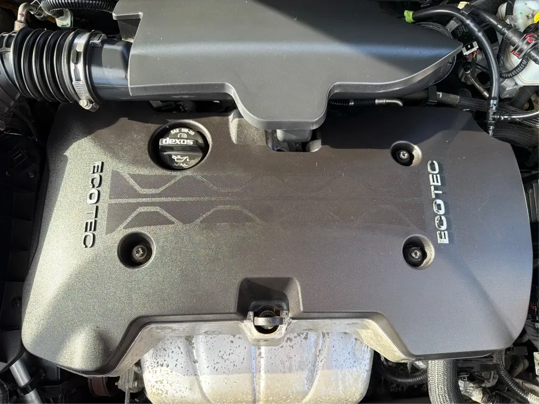 2014 Chevrolet Malibu 1LS (1G11B5SL3EF) with an ECOTEC 2.5L I-4 gasoline direct injection engine, located at 1230 East Main St, Xenia, OH, 45385, (937) 908-9800, 39.688026, -83.910172 - Discover the perfect blend of style, comfort, and performance with the 2014 Chevrolet Malibu 1LS, now available at Advantage Car and Credit in Xenia, OH! If you're seeking a dependable vehicle for your daily commute, weekend getaways, or family outings, this sedan is designed to meet your needs. Wit - Photo#11