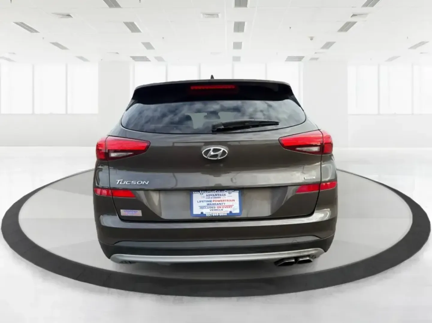 2019 Hyundai Tucson SEL (KM8J3CAL6KU) with an Theta 2.4L I-4 gasoline direct injection engine, 6A transmission, located at 1184 Kauffman Ave, Fairborn, OH, 45324, (937) 908-9800, 39.807072, -84.030914 - **Adventure Awaits with the 2019 Hyundai Tucson SEL at Advantage Car and Credit - Fairborn!**<br /> <br /> Are you ready to elevate your lifestyle and explore the great outdoors? The 2019 Hyundai Tucson SEL is the perfect companion for both weekend adventures and everyday commutes. With its spacious - Photo#3