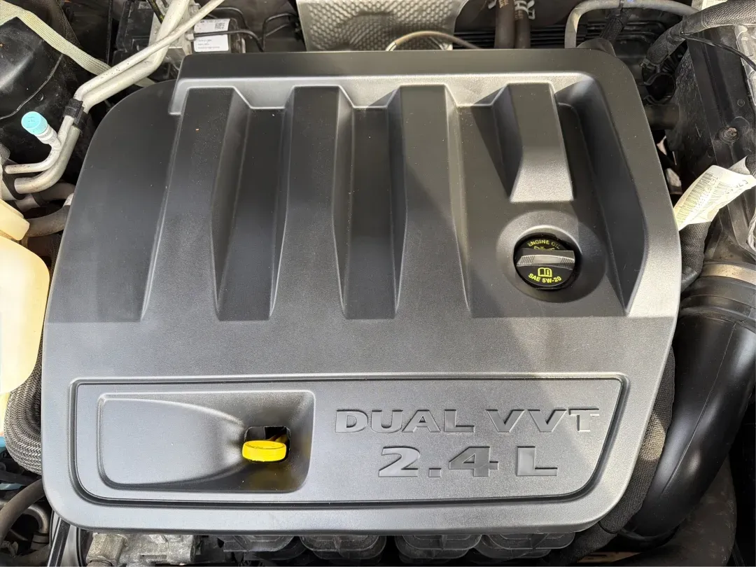 2016 Jeep Compass Sport (1C4NJDBB2GD) with an 2.4L I-4 DOHC engine, CVT transmission, located at 8750 N County Rd 25A, Piqua, OH, 45356, (937) 908-9800, 40.164391, -84.232513 - Discover the perfect blend of adventure and practicality with the 2016 Jeep Compass Sport, available now at Advantage Car and Credit in Fairborn, OH. This versatile SUV is designed for those who crave both weekend escapades and everyday functionality. Whether you're a growing family looking for a sp - Photo#11