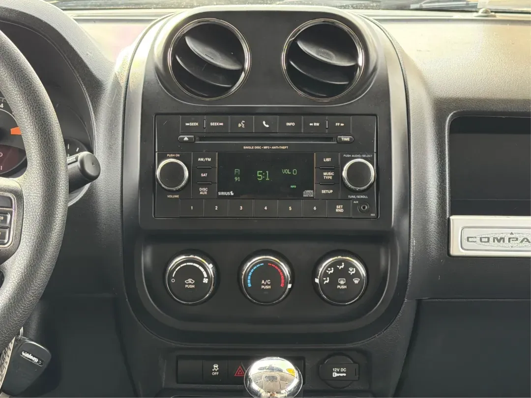 2016 Jeep Compass Sport (1C4NJDBB2GD) with an 2.4L I-4 DOHC engine, CVT transmission, located at 8750 N County Rd 25A, Piqua, OH, 45356, (937) 908-9800, 40.164391, -84.232513 - Discover the perfect blend of adventure and practicality with the 2016 Jeep Compass Sport, available now at Advantage Car and Credit in Fairborn, OH. This versatile SUV is designed for those who crave both weekend escapades and everyday functionality. Whether you're a growing family looking for a sp - Photo#13