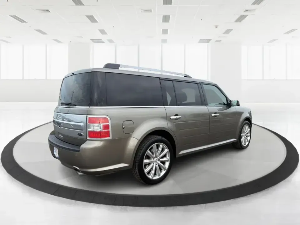 2014 Ford Flex Limited (2FMGK5D89EB) with an 3.5L V-6 DOHC engine, 6-Speed Automatic Overdrive transmission, located at 1184 Kauffman Ave, Fairborn, OH, 45324, (937) 908-9800, 39.807072, -84.030914 - Are you ready to upgrade your lifestyle with a reliable vehicle that accommodates both family adventures and daily commutes? Look no further than this stunning 2014 Ford Flex Limited, available now at Advantage Car and Credit in Moraine, OH. With its spacious interior, versatile cargo capacity, and - Photo#2