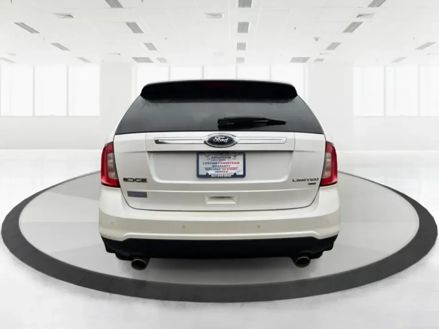 2013 Ford Edge Limited (2FMDK4KC5DB) with an 3.5L V-6 DOHC engine, 6-Speed Automatic transmission, located at 1951 S Dayton Lakeview Rd., New Carlisle, OH, 45344, (937) 908-9800, 39.890999, -84.050255 - ### Elevate Your Lifestyle with the 2013 Ford Edge Limited at Advantage Car and Credit in New Carlisle, OH!<br /> <br /> Are you ready to upgrade your family adventures, daily commutes, or weekend getaways? The 2013 Ford Edge Limited is here to transform your driving experience! With its sophisticat - Photo#3