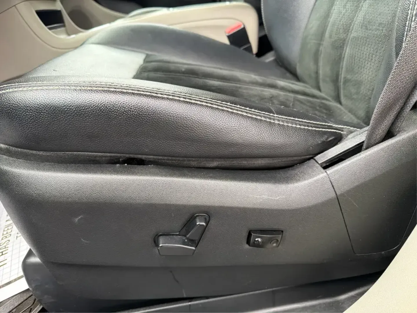 2017 Dodge Grand Caravan SXT (2C4RDGCG2HR) with an Pentastar 3.6L V-6 DOHC engine, 6A transmission, located at 8750 N County Rd 25A, Piqua, OH, 45356, (937) 908-9800, 40.164391, -84.232513 - Are you ready to elevate your family adventures or daily commutes with a vehicle that combines space, comfort, and reliability? Look no further than the 2017 Dodge Grand Caravan SXT, now available at Advantage Car and Credit in New Carlisle, OH. This versatile passenger van is perfect for growing fa - Photo#18