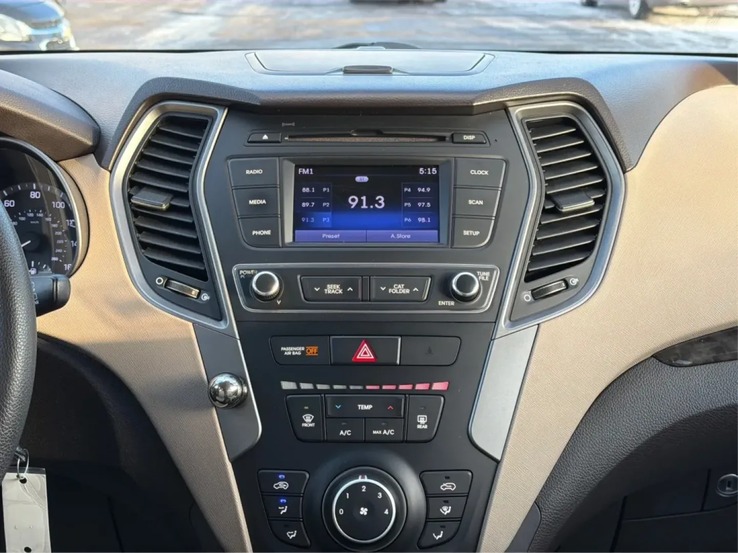 2017 Hyundai Santa Fe 2.4L (5NMZT3LBXHH) with an Theta II 2.4L I-4 gasoline direct injection engine, located at 880 E. National Road, Vandalia, OH, 45377, (937) 908-9800, 39.891918, -84.183594 - Discover your next adventure with the 2017 Hyundai Santa Fe, now available at Advantage Car and Credit in Vandalia, OH! This versatile SUV is perfect for families, commuters, and weekend adventurers alike. With seating for up to five and ample cargo space, it's ideal for everything from soccer pract - Photo#13