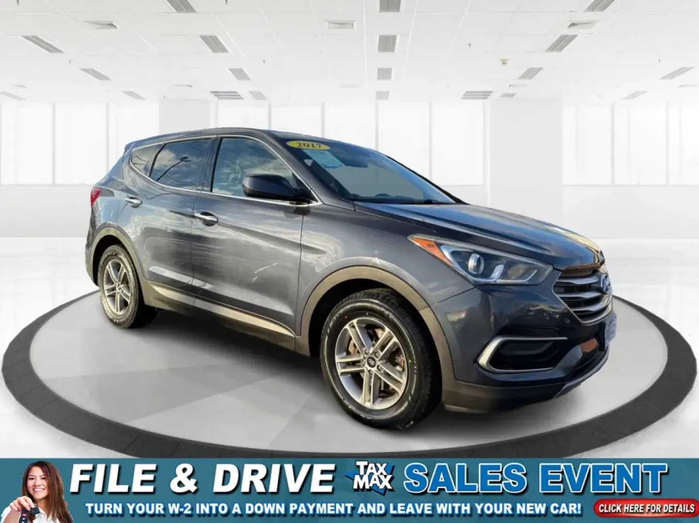 2017 Hyundai Santa Fe 2.4L (5NMZT3LBXHH) with an Theta II 2.4L I-4 gasoline direct injection engine, located at 880 E. National Road, Vandalia, OH, 45377, (937) 908-9800, 39.891918, -84.183594 - Discover your next adventure with the 2017 Hyundai Santa Fe, now available at Advantage Car and Credit in Vandalia, OH! This versatile SUV is perfect for families, commuters, and weekend adventurers alike. With seating for up to five and ample cargo space, it's ideal for everything from soccer pract - Photo#0