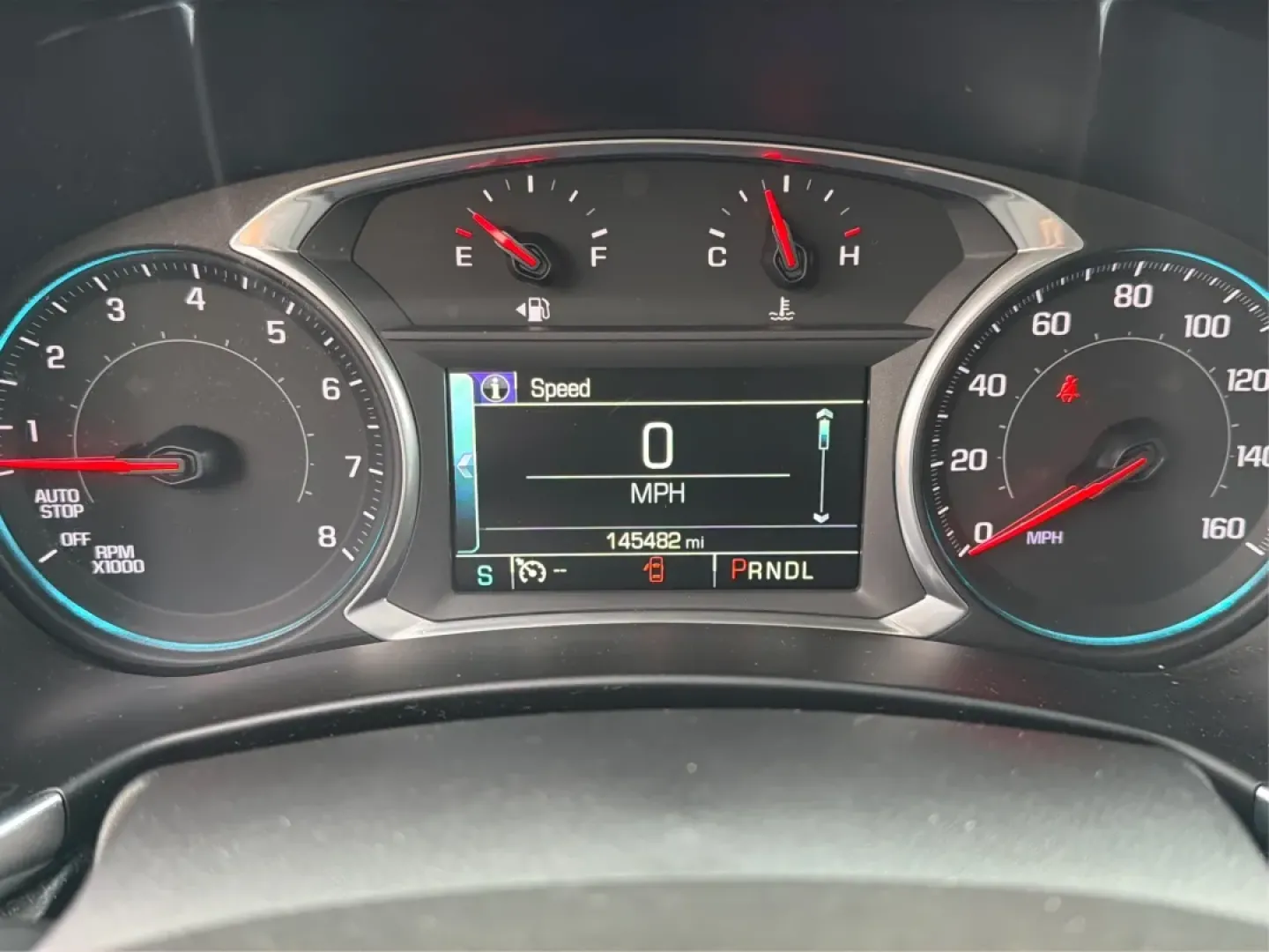 2018 Chevrolet Equinox LT (3GNAXTEX8JS) with an 2L I-4 gasoline direct injection engine, 6A transmission, located at 1230 East Main St, Xenia, OH, 45385, (937) 908-9800, 39.688026, -83.910172 - Are you ready for your next adventure? Whether you're embarking on a weekend getaway with family or tackling the daily commute with style, the 2018 Chevrolet Equinox LT is the perfect companion for all of life's journeys. This SUV, available at Advantage Car and Credit in Xenia, OH, combines versati - Photo#15