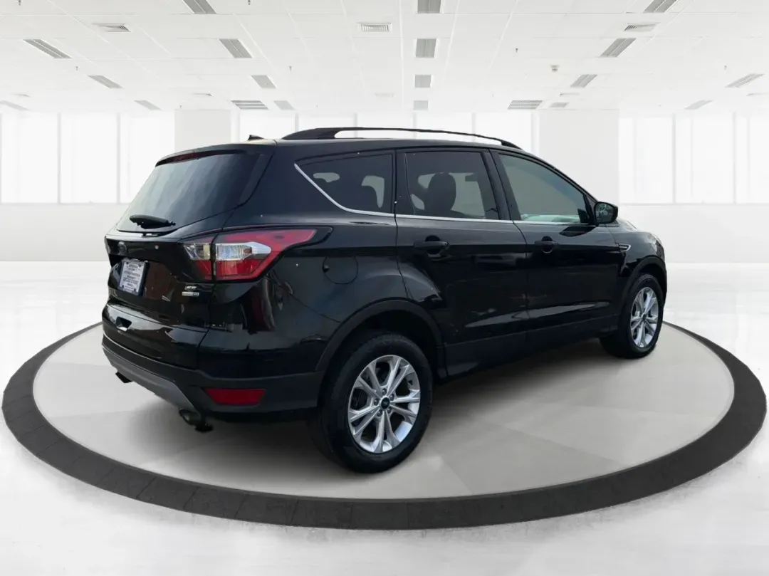 2018 Ford Escape SE (1FMCU9GD6JU) with an Other engine, located at 8750 N County Rd 25A, Piqua, OH, 45356, (937) 908-9800, 40.164391, -84.232513 - Are you looking for the perfect vehicle that can handle your busy lifestyle while keeping you comfortable and safe? Look no further than this 2018 Ford Escape SE at Advantage Car and Credit in Piqua, OH. This versatile SUV is ideal for families on the go, weekend adventurers, and even commuters who - Photo#2